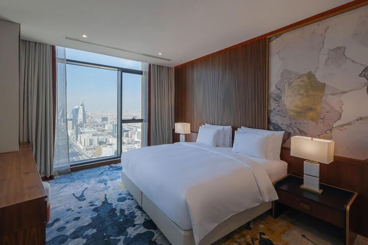 Room 35 of 125