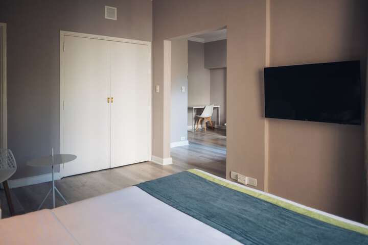 Room 32 of 73