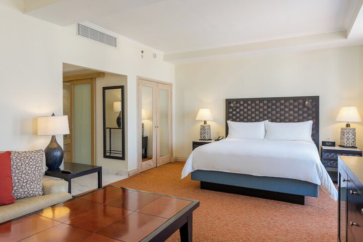 Room 26 of 165