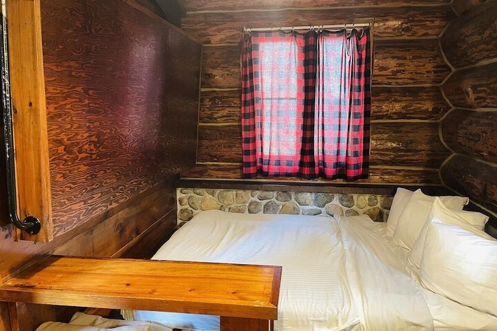 Room 35 of 131