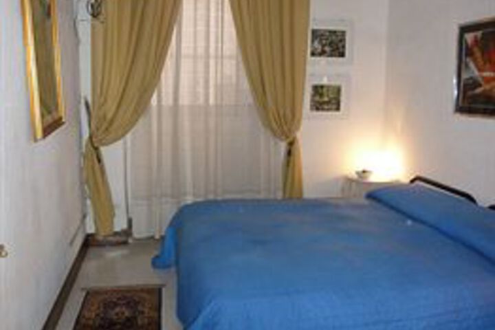 Room 25 of 60