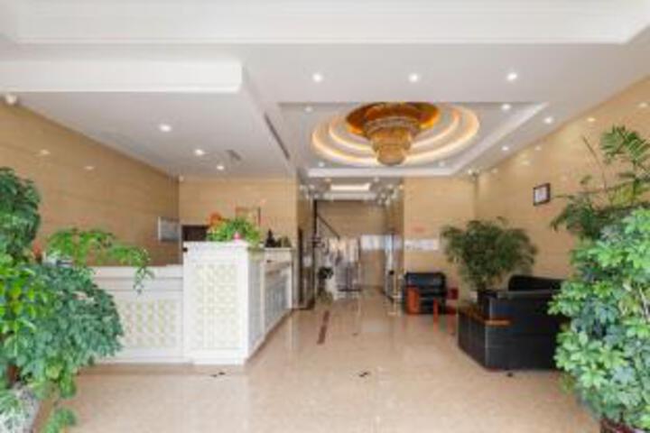Futong Business Hotel