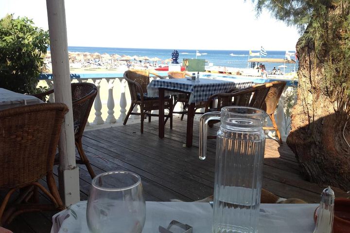 Dining 94 of 99