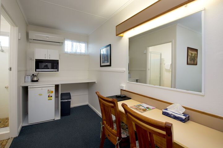 Room 35 of 51