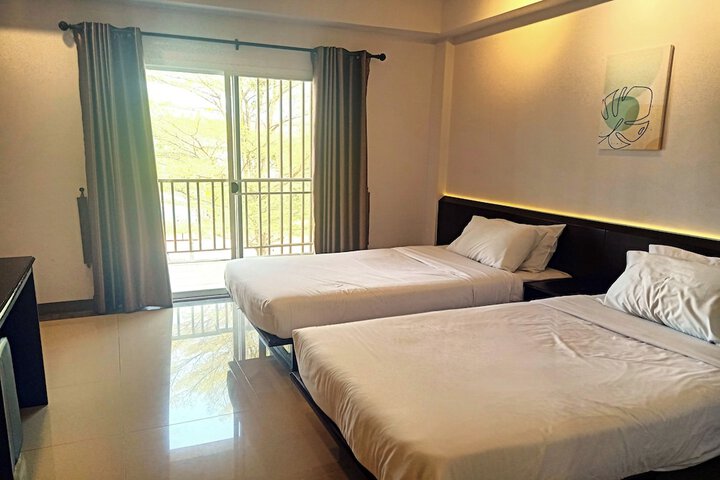 Room 22 of 39