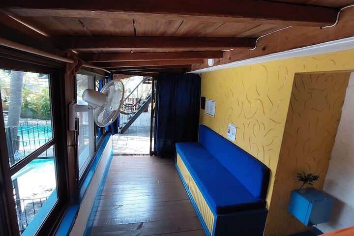 Room 33 of 67