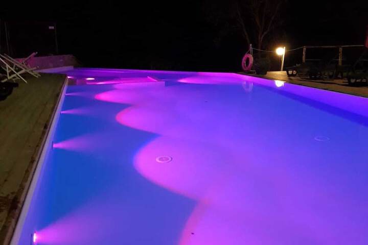 Pool 64 of 112