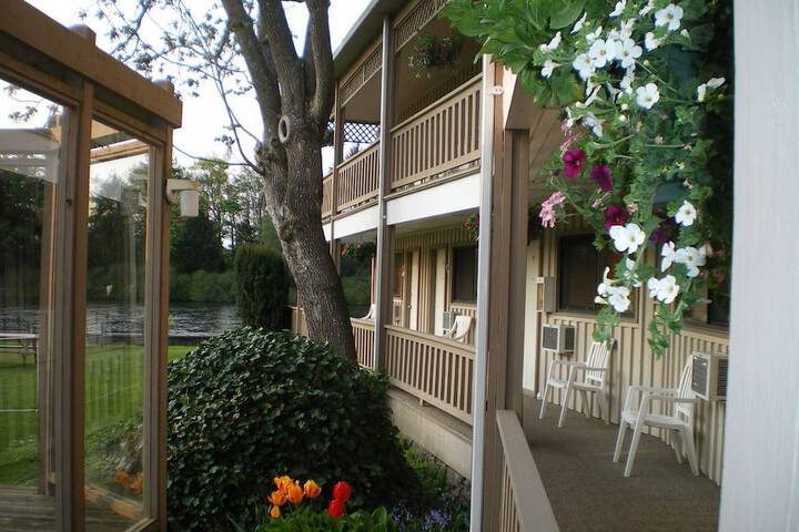 Outside Photo