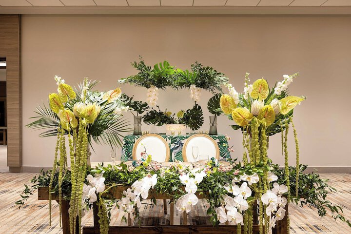 Ballroom/Hall 46 of 62