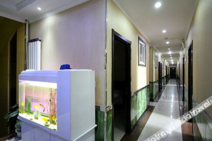 Hotel Interior 11 of 31