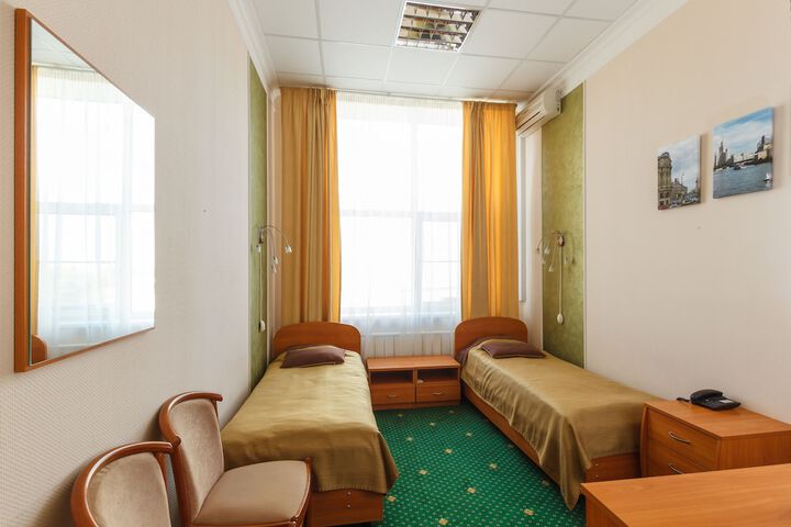 Room 7 of 43