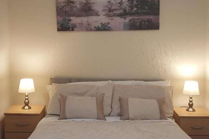 Room 14 of 18