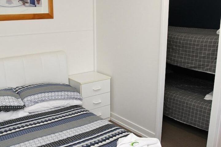 Room 14 of 27