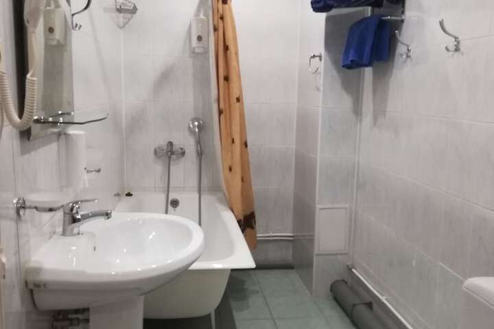 Room 44 of 78
