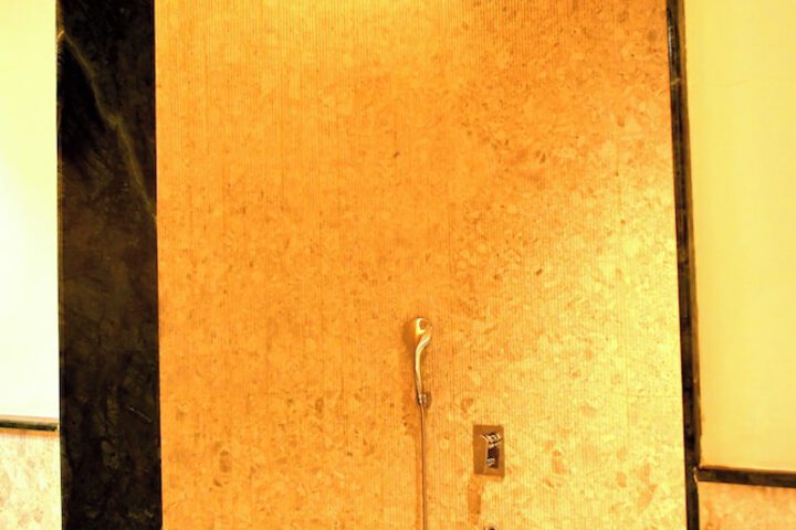 Room 15 of 41