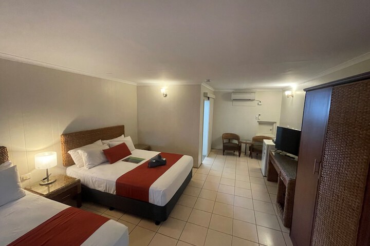 Room 19 of 43