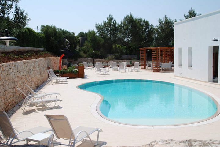 Hotel with Pool