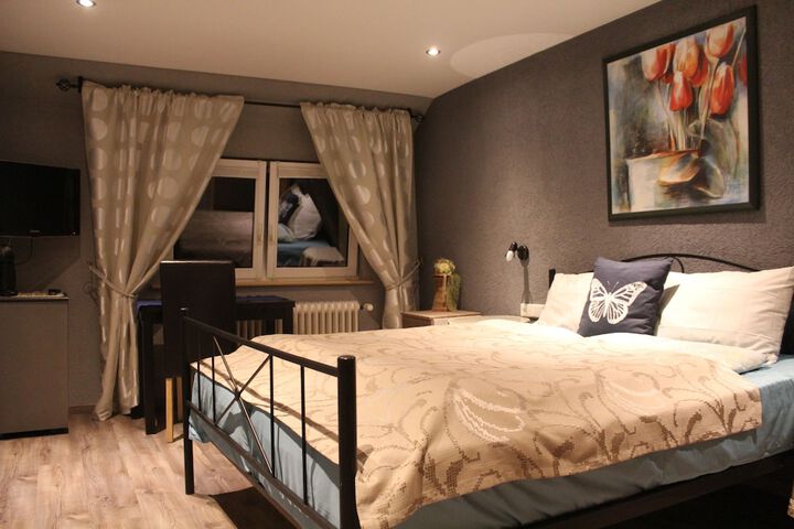 Room 4 of 59
