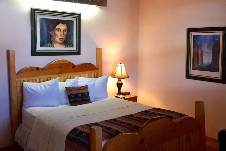 Room 12 of 82