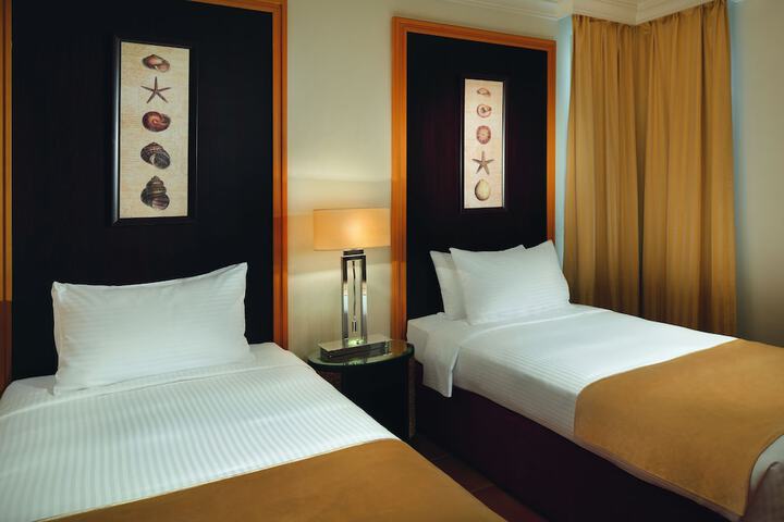 Room 2 of 51