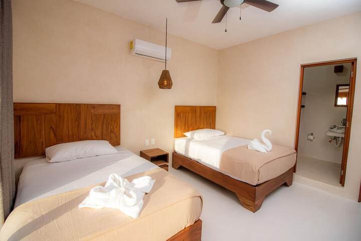 Room 3 of 10