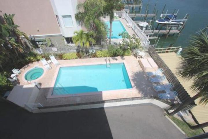 Photo of 301 Bayway Shores