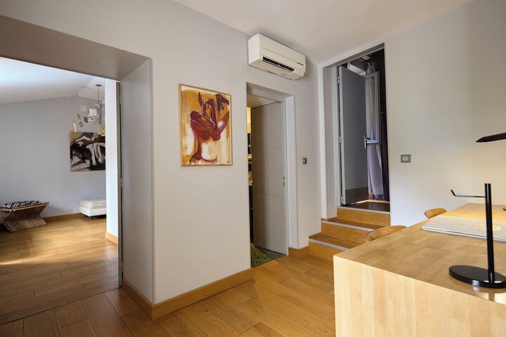 Room 61 of 209