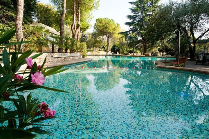 Hotel with Pool