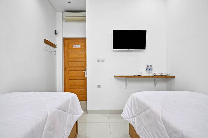 Room 7 of 31