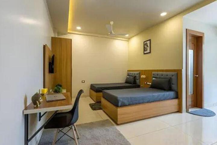 General 5 of 7