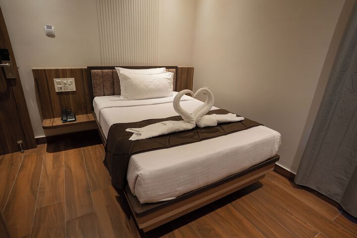 Room 6 of 21