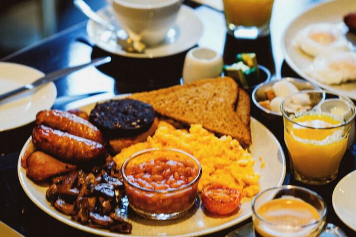 Breakfast/Coffee Service 89 of 105