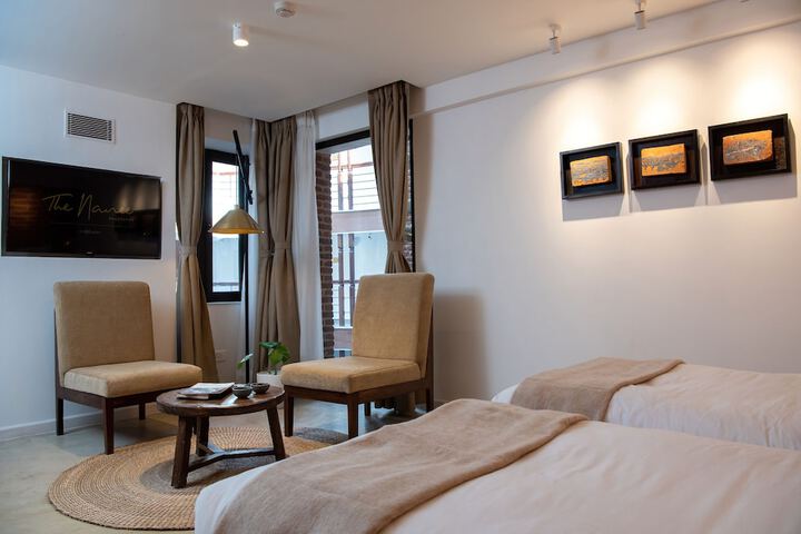 Room 10 of 35