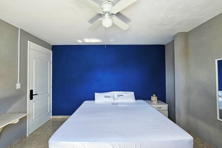 Room 6 of 21