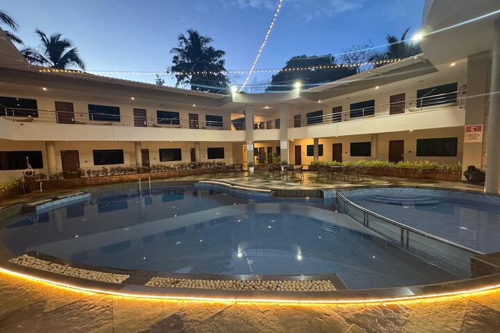 Pool 29 of 39