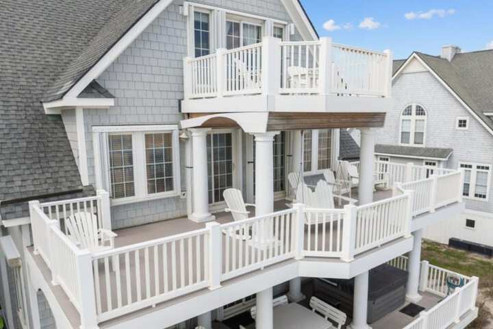 Oceans Edge by Topsail Realty