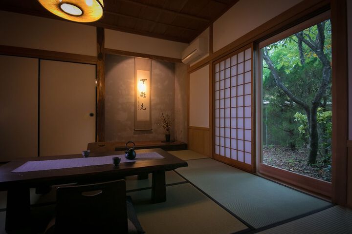Room 12 of 86