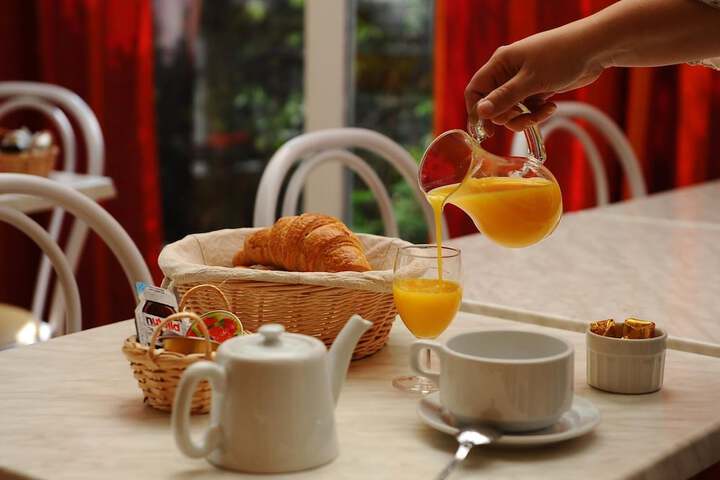 Breakfast/Coffee Service 64 of 68