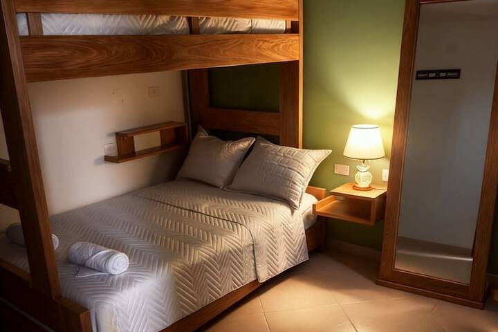 Room 30 of 125