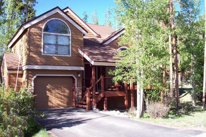 Breckenridge Mtn Village 132 - Beautiful Private Home just blocks from Main Street