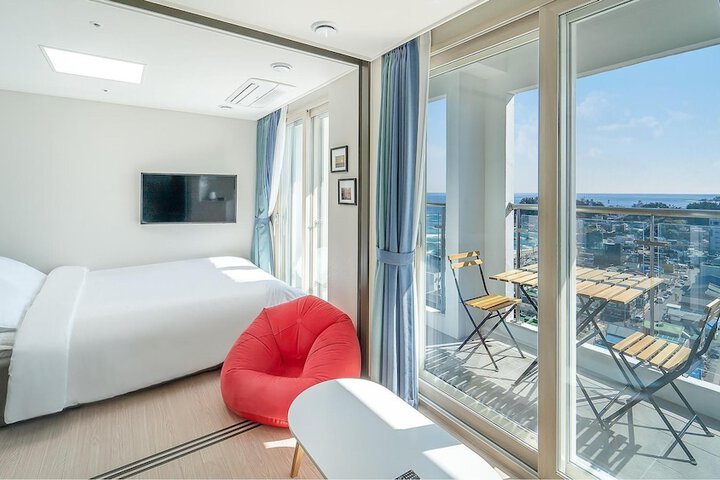 Room 473 of 640