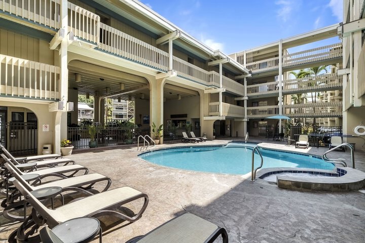 Pool 54 of 123