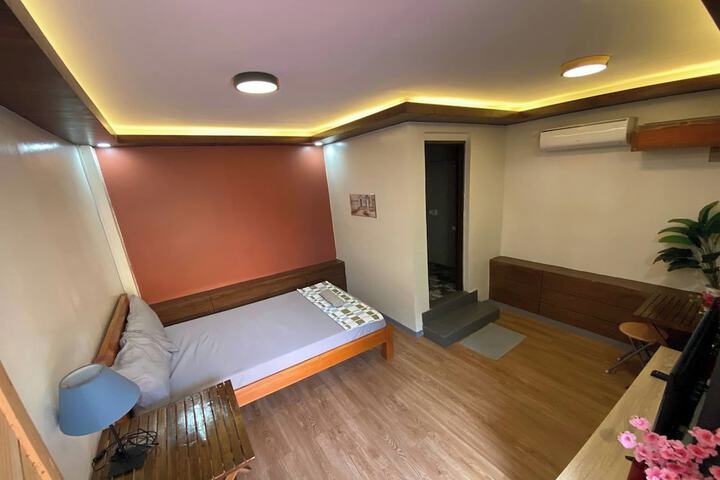 Room 15 of 55