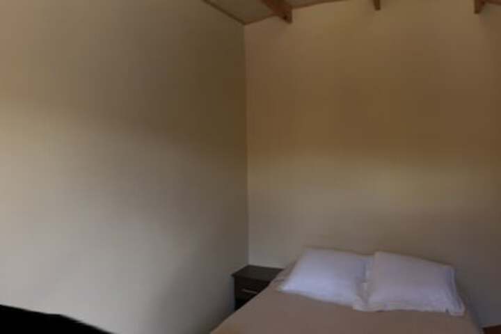 Room 18 of 32