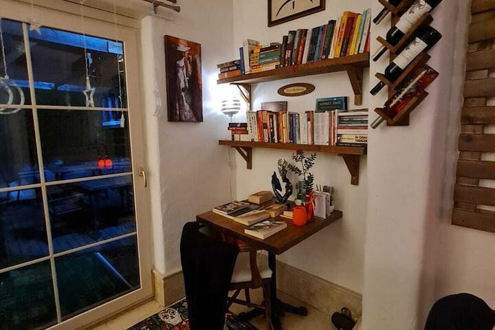 Room 71 of 137