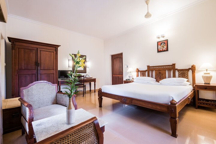 Room 5 of 46