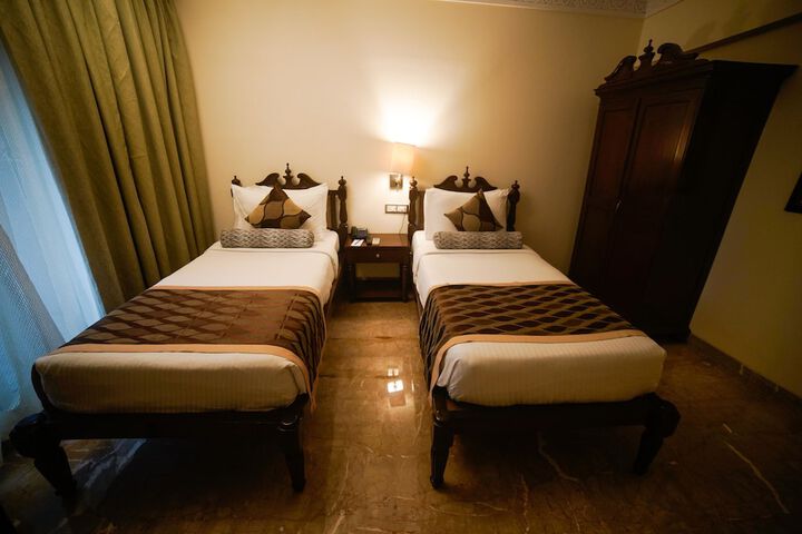 Room 14 of 124