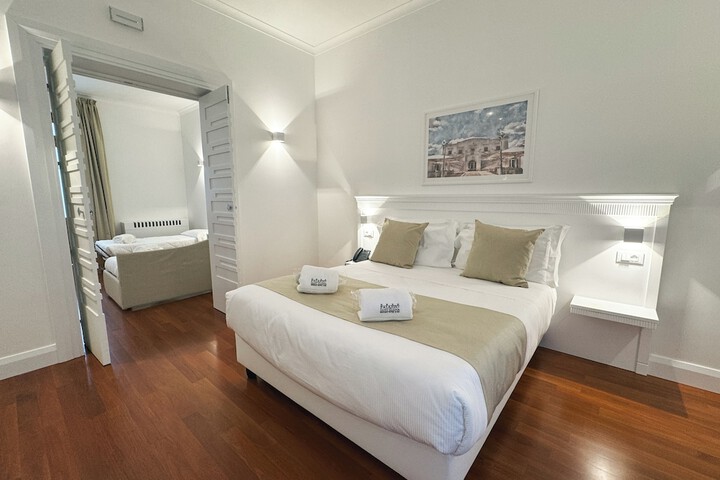 Room 20 of 34