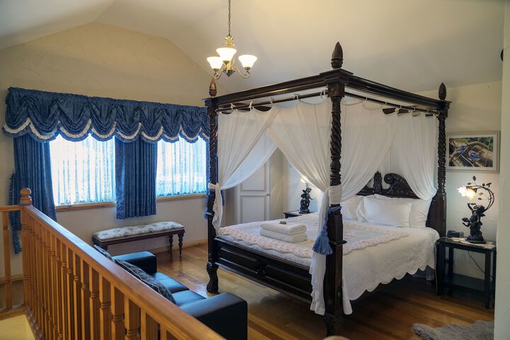 Room 10 of 67