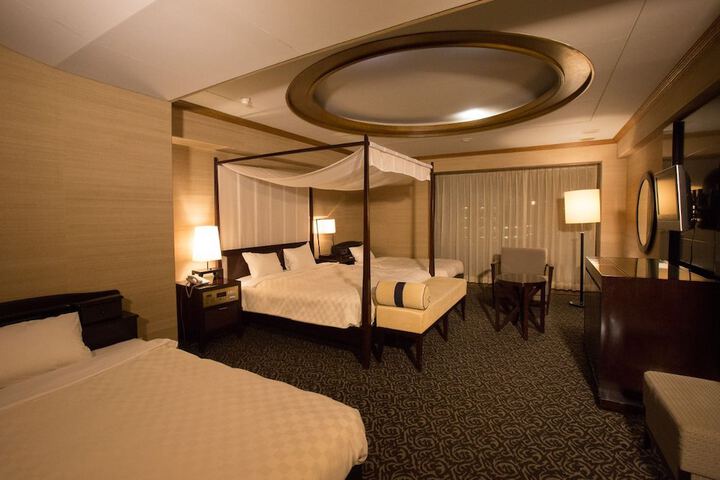 Room 41 of 99